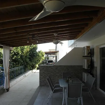 Latchi Marina D2 House *