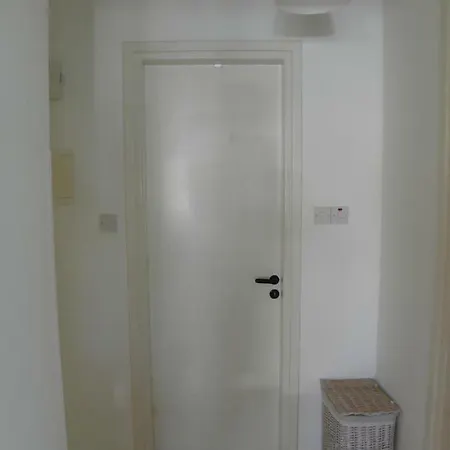 بيت للعطل Latchi Marina D2 House